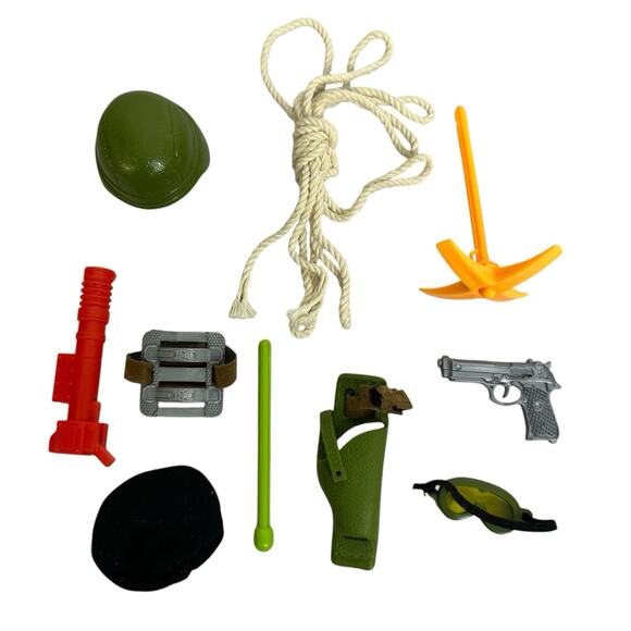 G.I. Joe Hall of Fame 1993 Ultimate Arsenal Accessories Lot of 10 - Picture 1 of 15